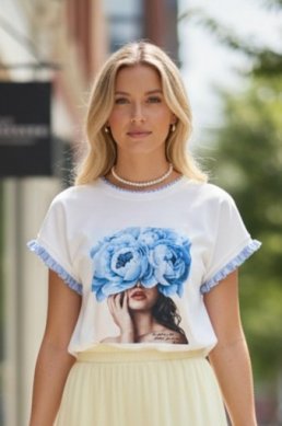 T-shirt med tryck och volangärm